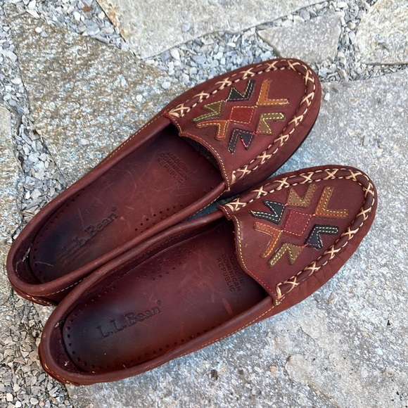 L.L.Bean - Picture 5 of 17